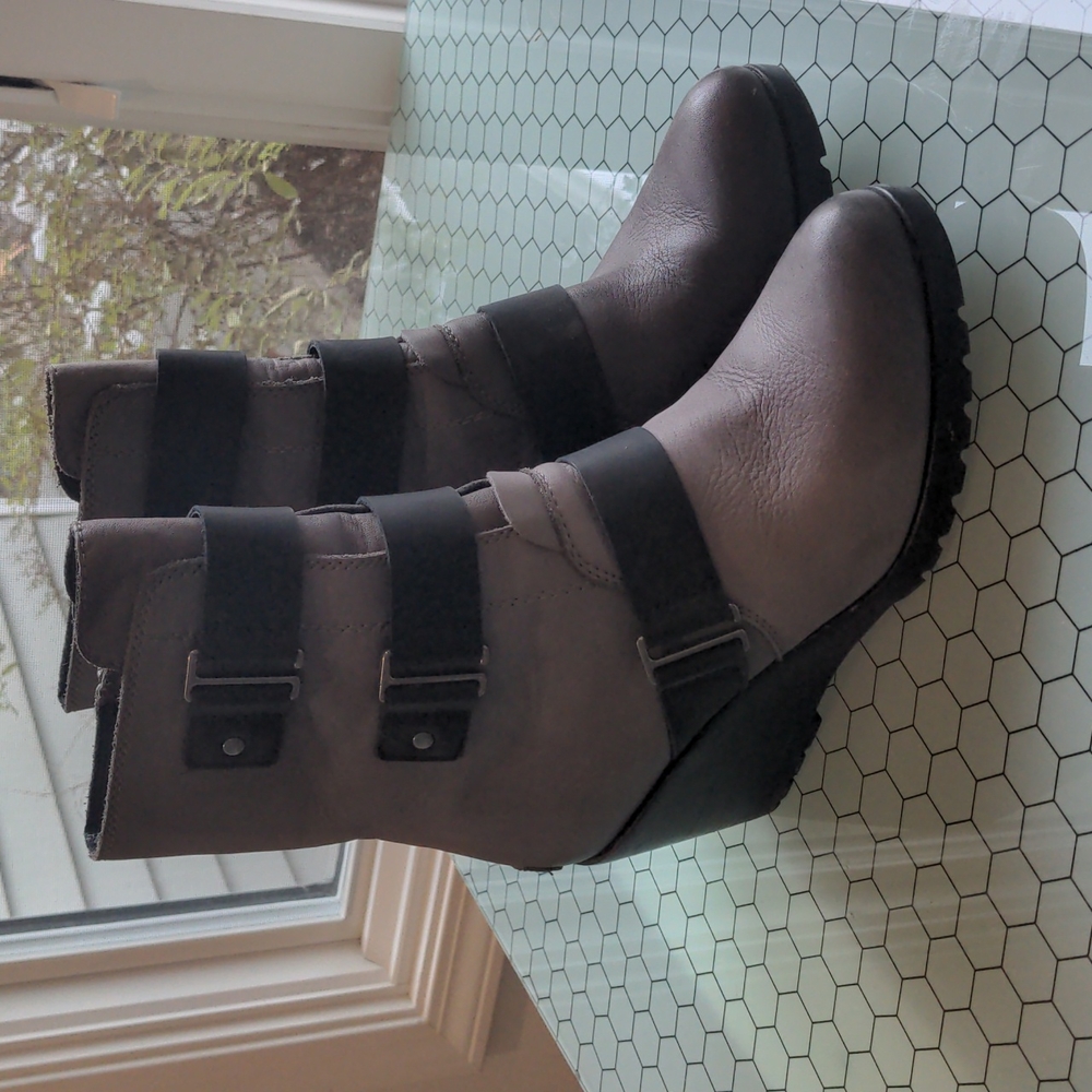 Gray Sorel wedge moto boots